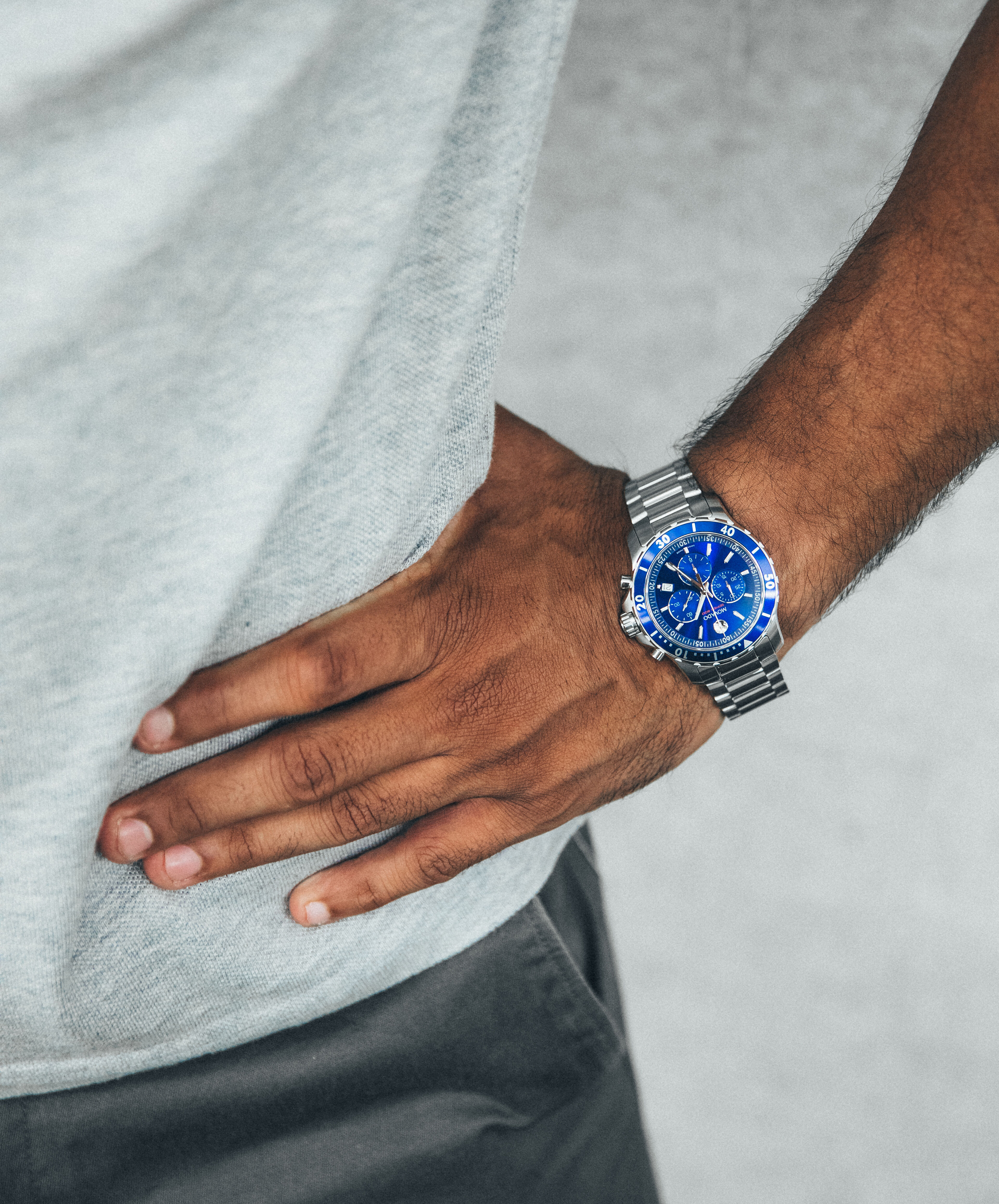 Series 800 Chronograph 21.5 x 25.5mm, Quartz